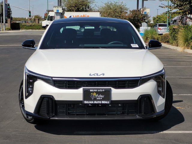 New 2026 Kia K4 GT-Line FWD image 2