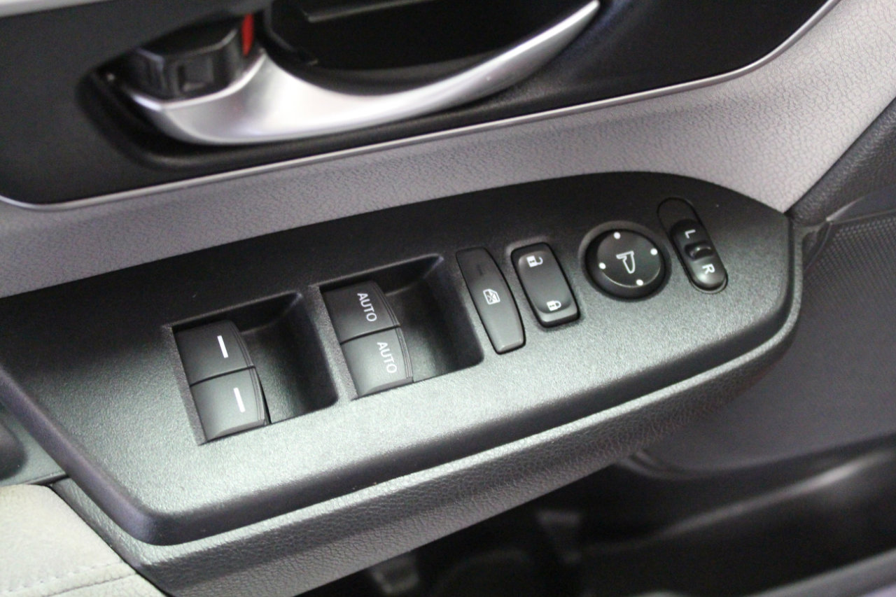 Used 2019 Honda CR-V EX image 21