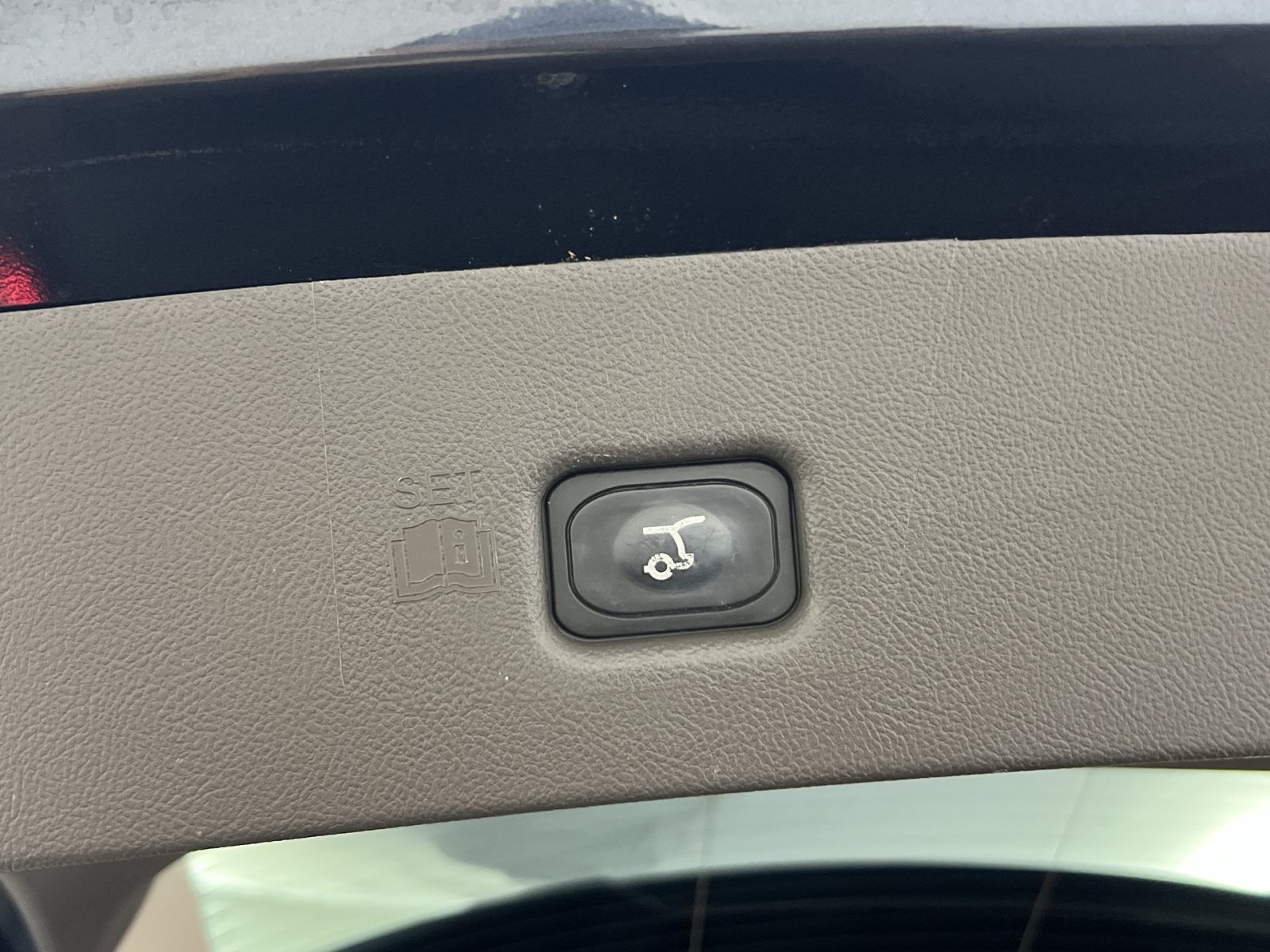 Used 2022 Lincoln Nautilus Reserve AWD/4WD image 27