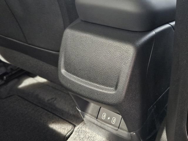 New 2026 Kia K5 GT-Line image 13