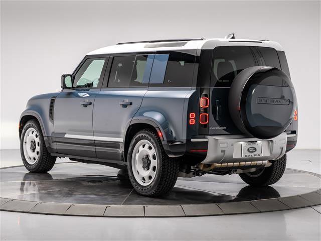 Used 2025 Land Rover Defender 110 S image 3