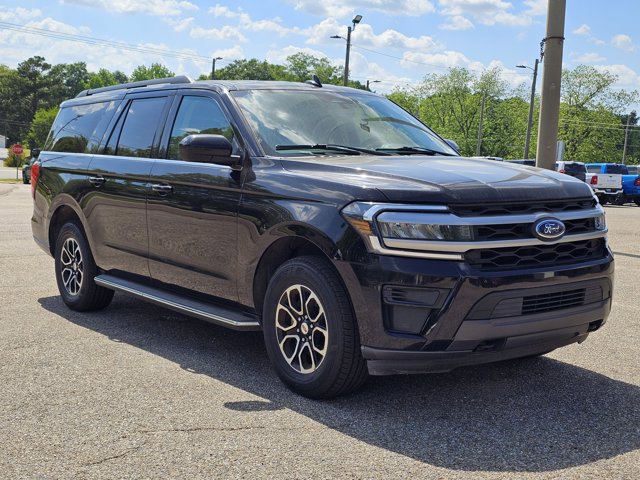 Used 2023 Ford Expedition Max XLT AWD/4WD image 5