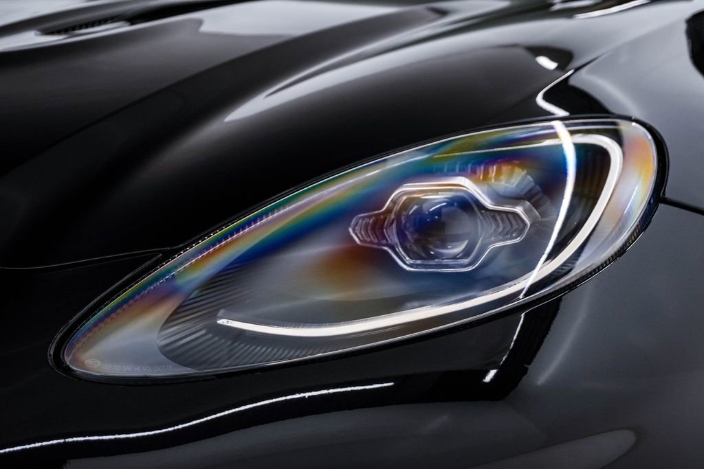 Used 2025 Aston Martin DBX 707 image 6