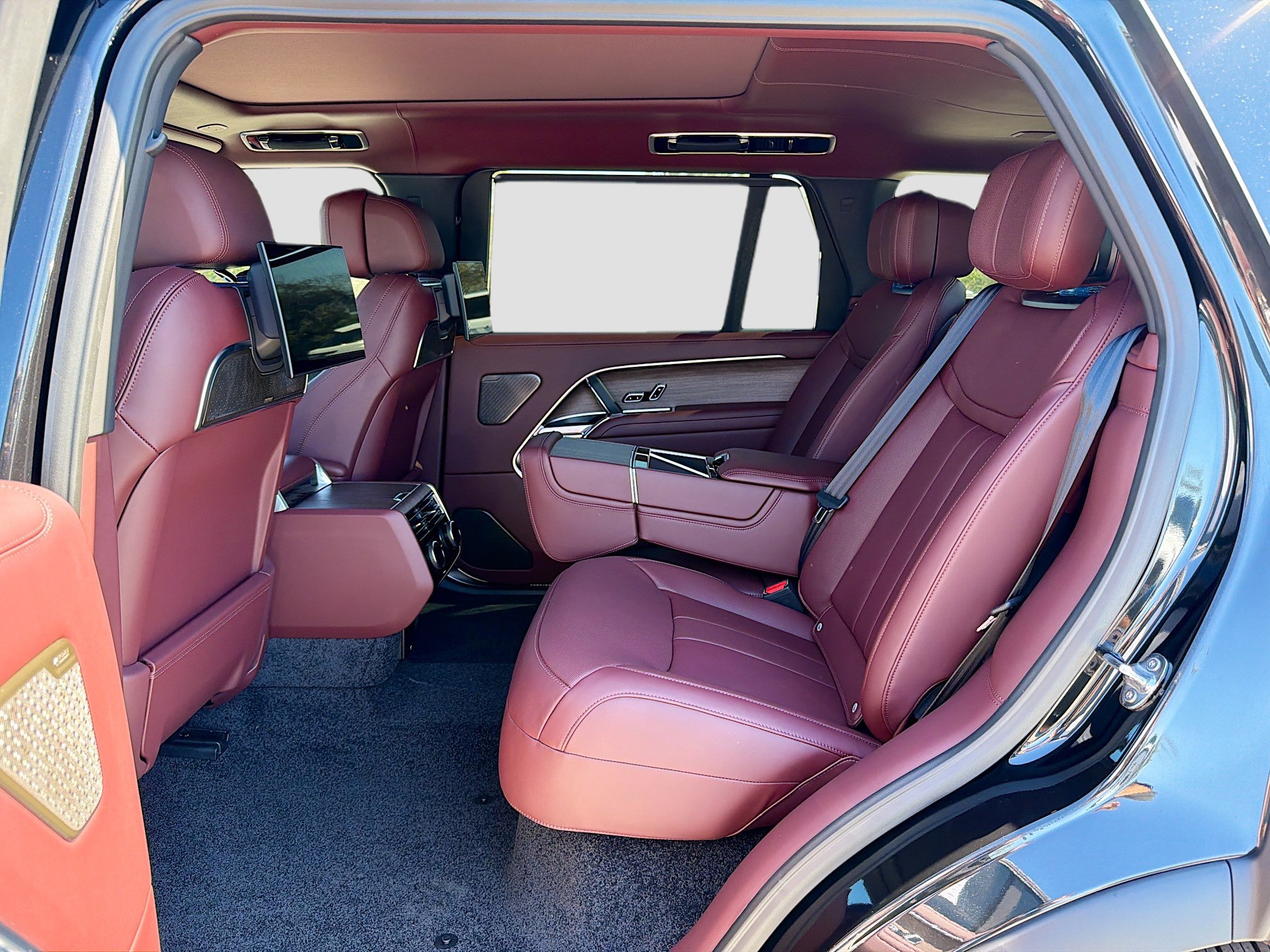 New 2026 Land Rover Range Rover Long Wheelbase Autobiography image 22