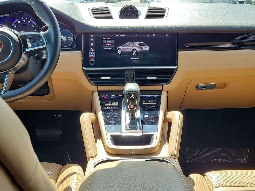 Certified 2019 Porsche Cayenne AWD/4WD image 22