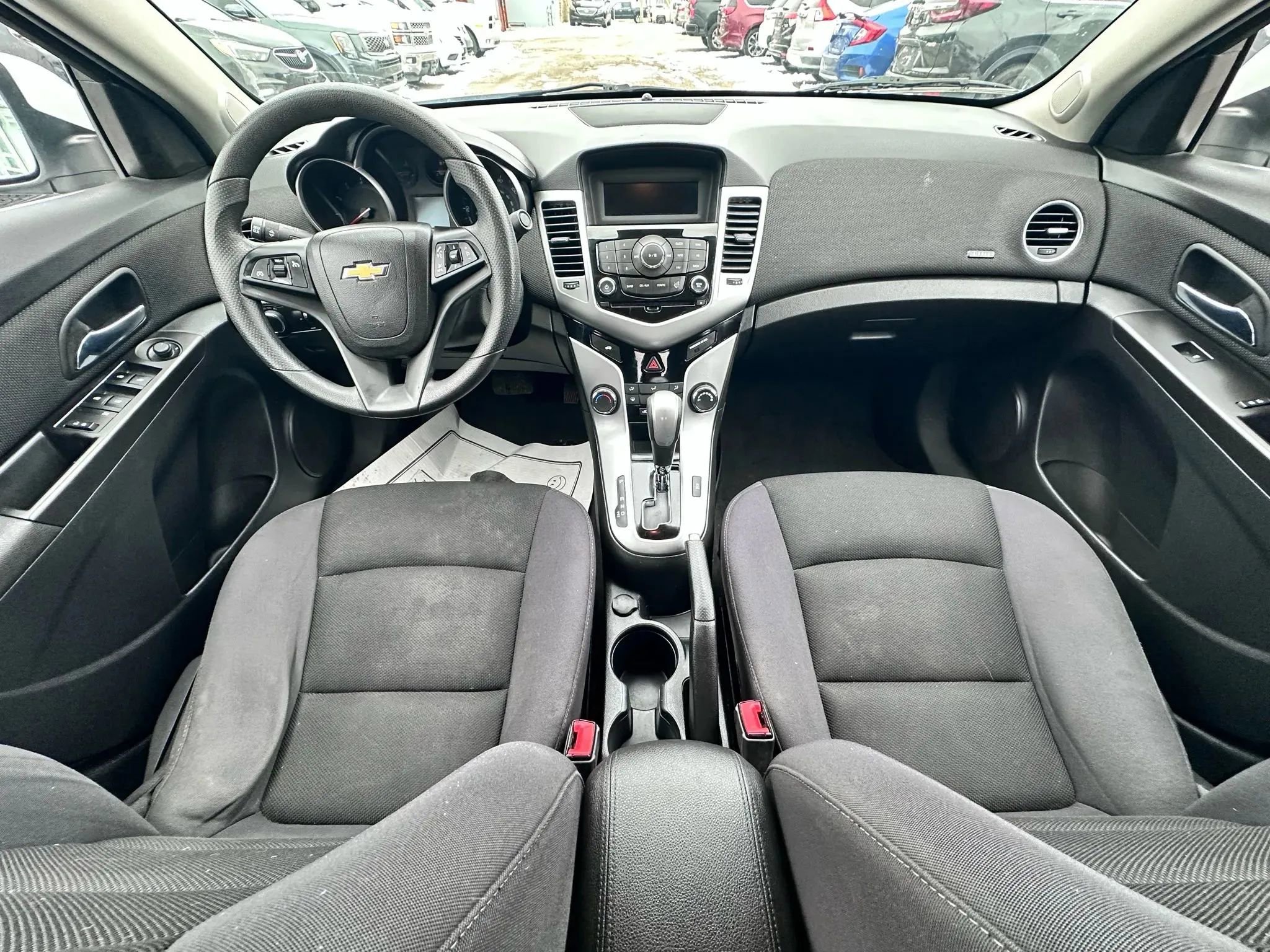 Used 2015 Chevrolet Cruze LT image 9