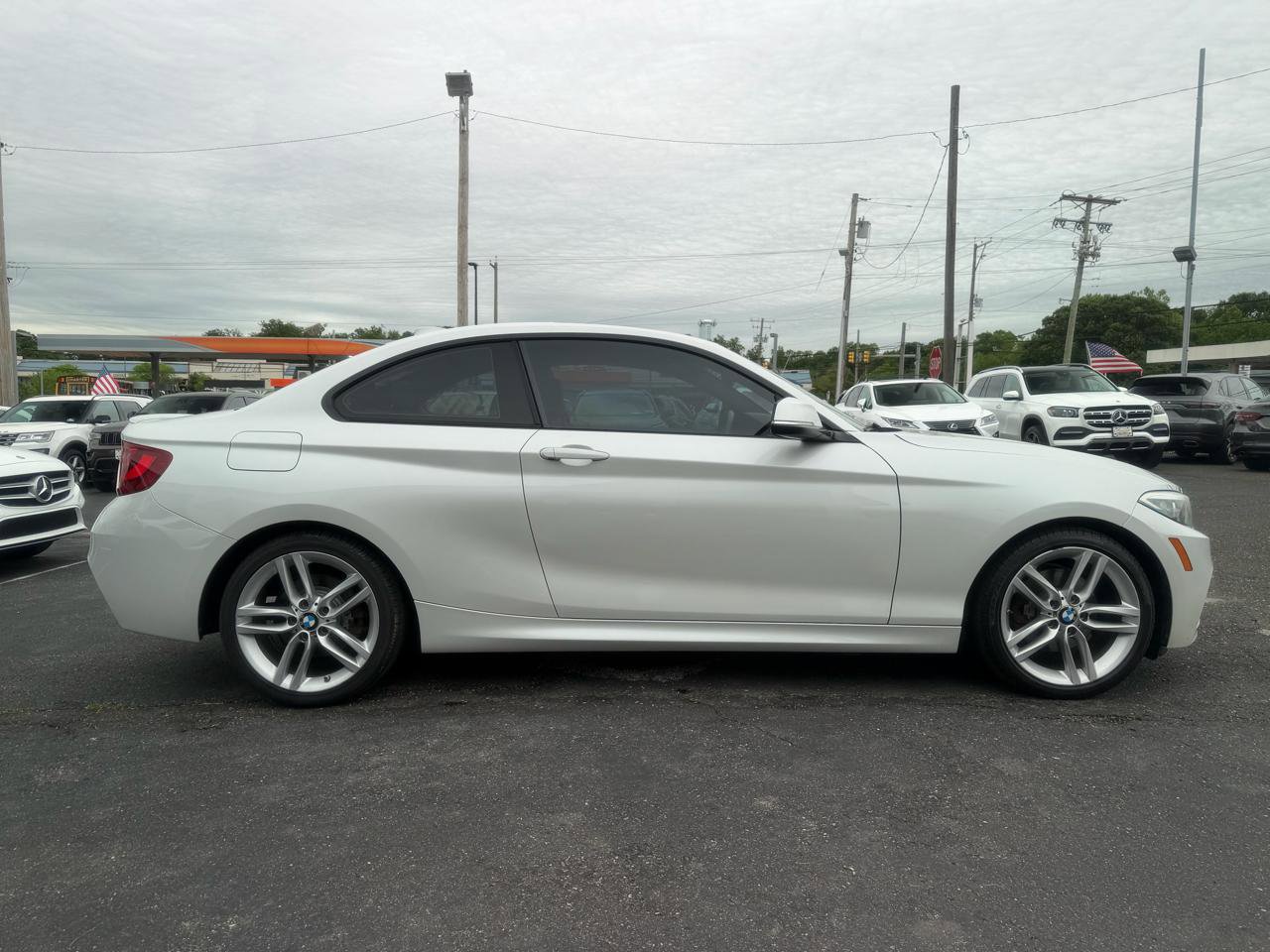 Used 2016 BMW 228i xDrive Coupe AWD/4WD image 4