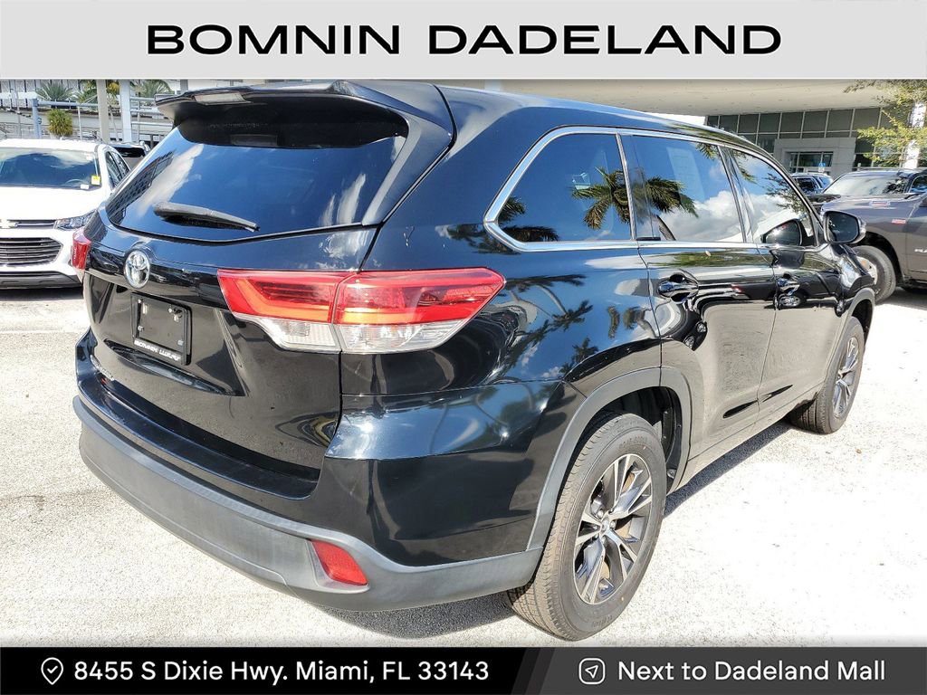 Used 2018 Toyota Highlander Plus image 4