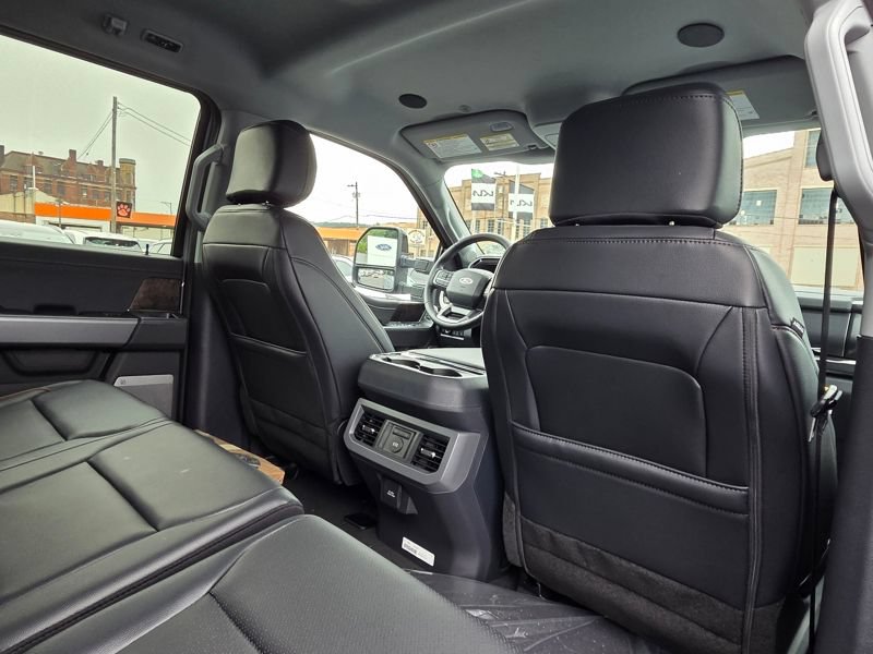 New 2026 Ford F250 Lariat w/ Black Appearance Package AWD/4WD image 21