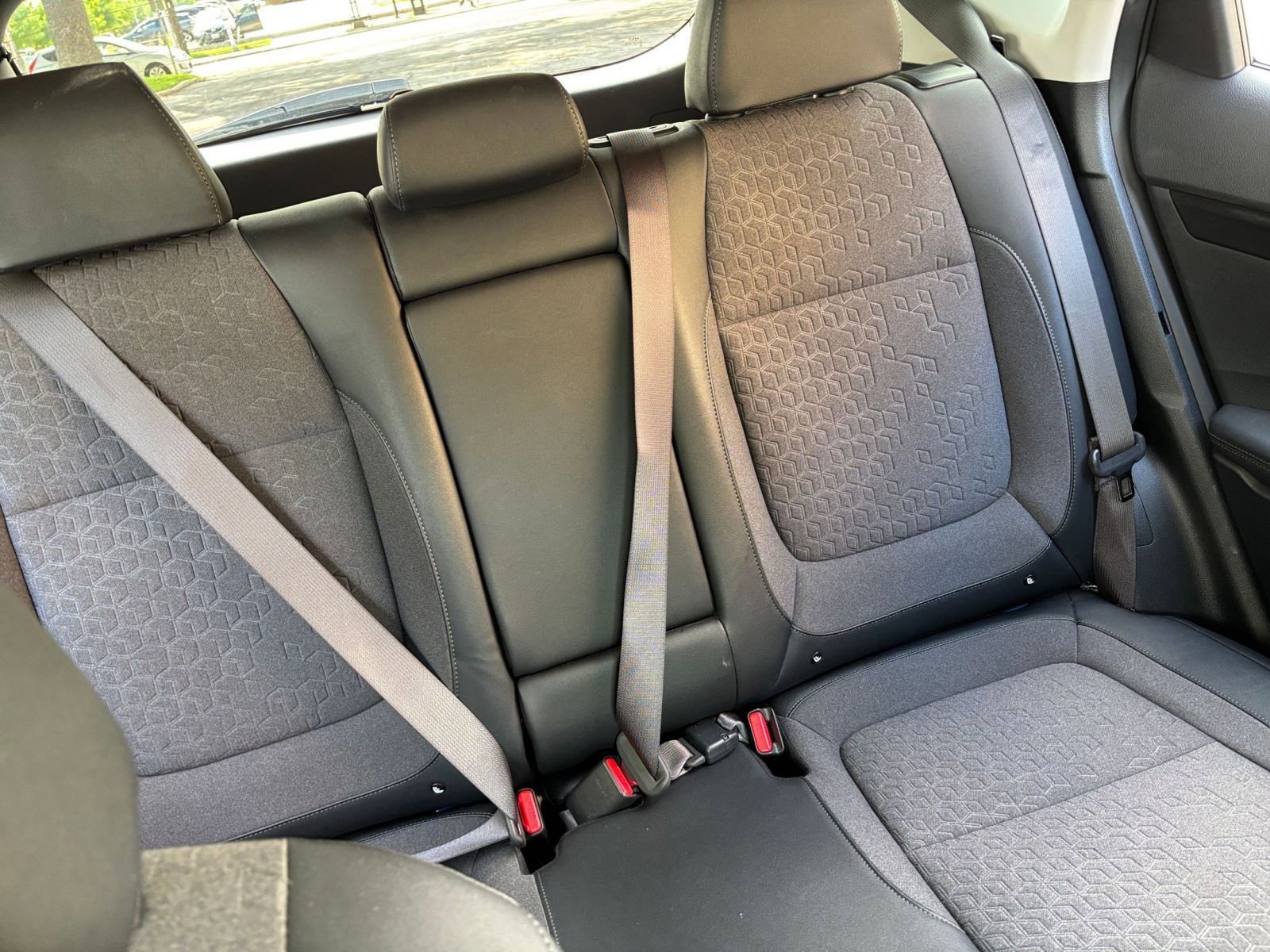 Used 2025 Kia Seltos S FWD image 32