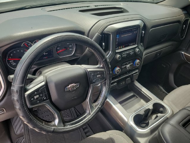 Used 2020 Chevrolet Silverado 1500 RST w/ Texas Edition RWD image 17