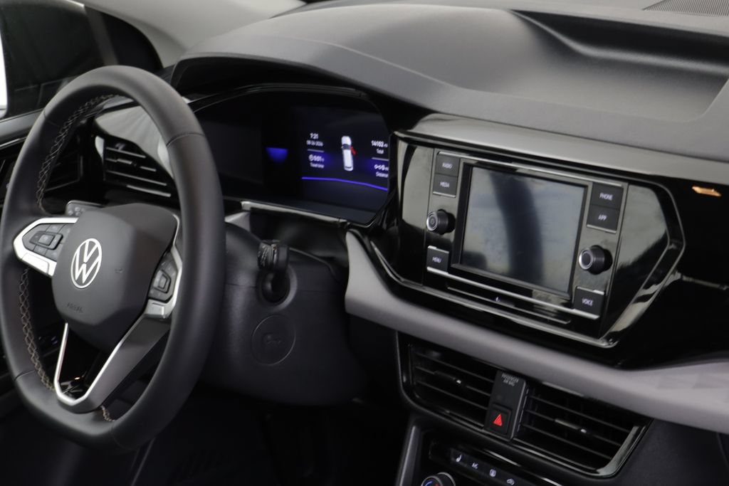 Certified 2024 Volkswagen Taos S AWD/4WD image 20