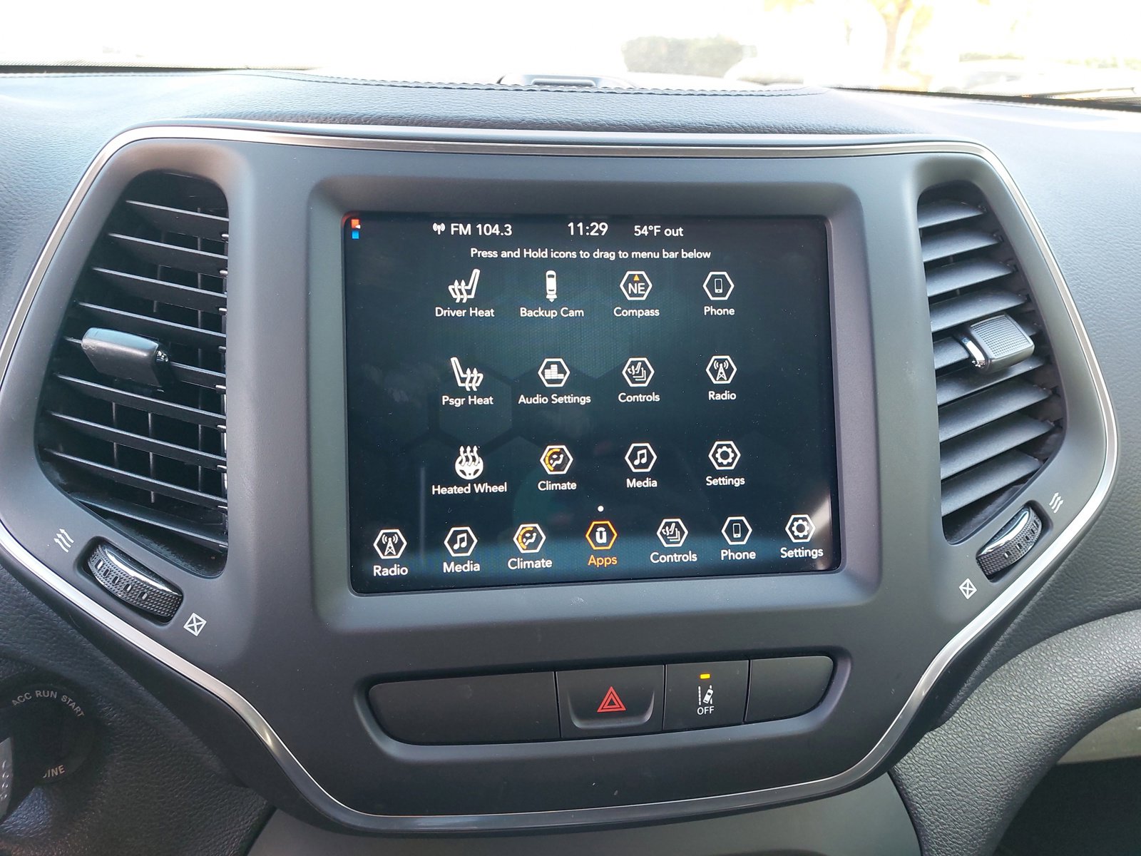 Used 2022 Jeep Cherokee Latitude w/ Trailer Tow Group image 24