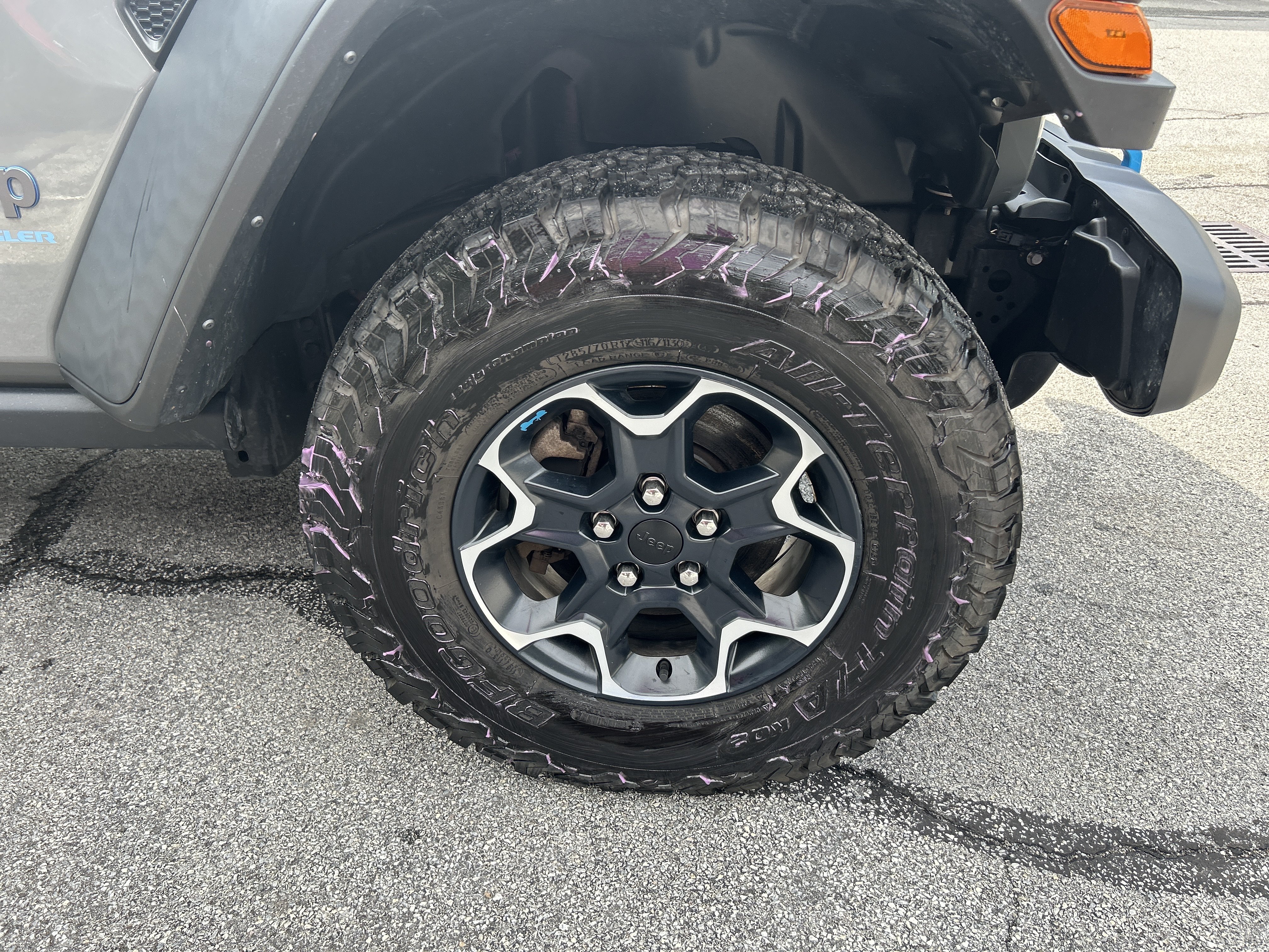 Certified 2023 Jeep Wrangler Unlimited Rubicon 4xe w/ Cold Weather Group AWD/4WD image 4