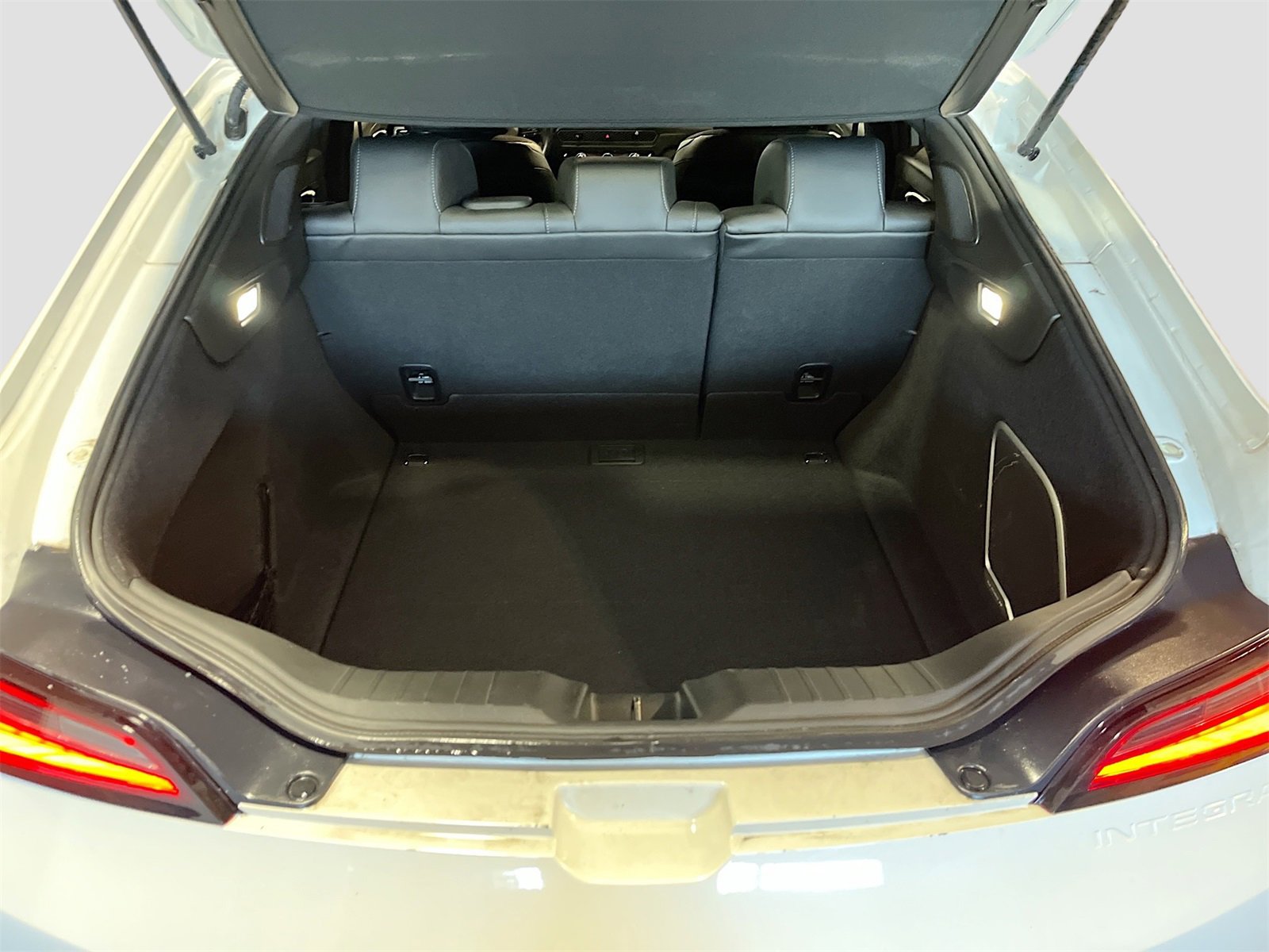 Used 2023 Acura Integra A-Spec image 26