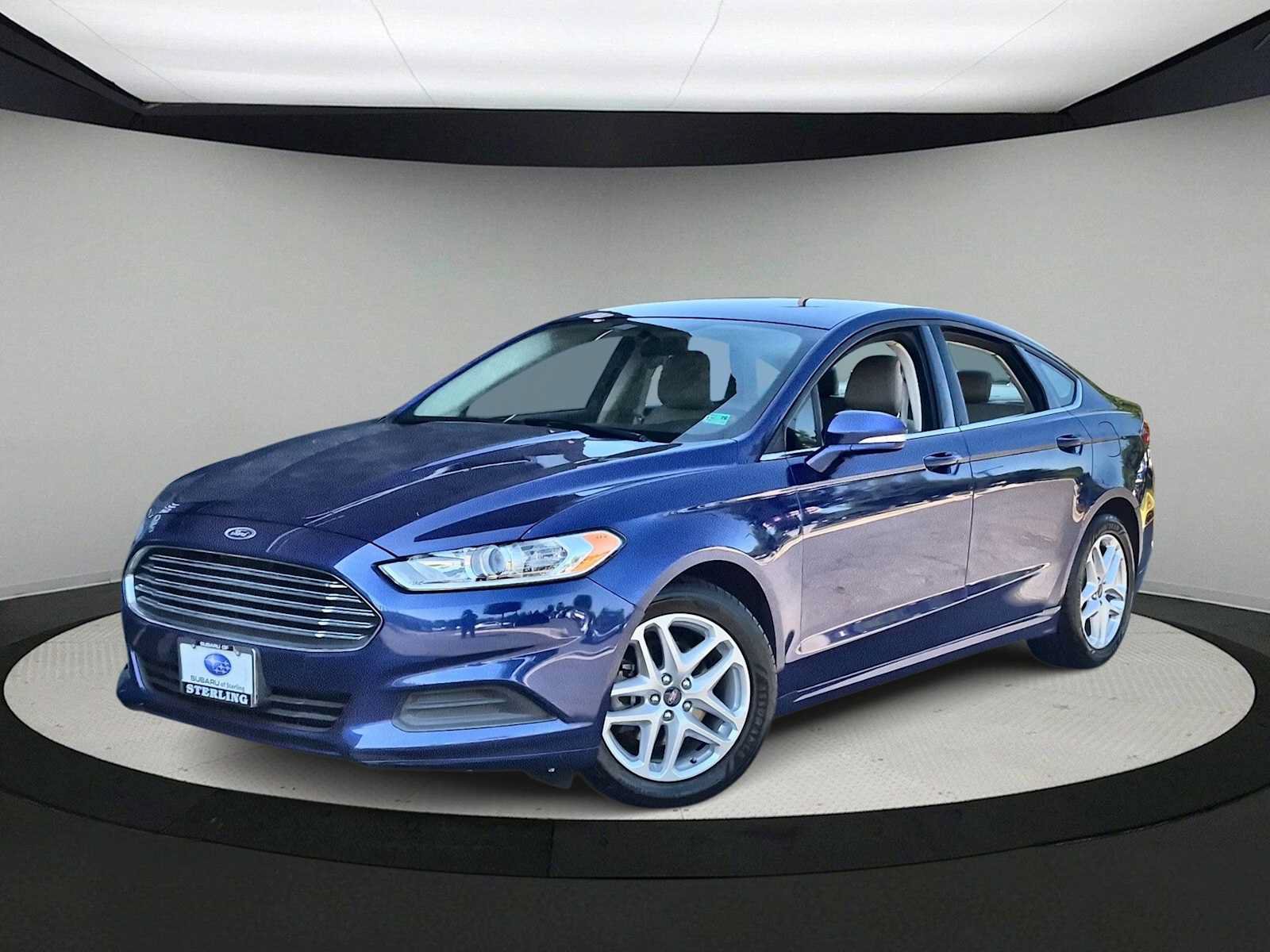 Used 2014 Ford Fusion SE FWD image 1