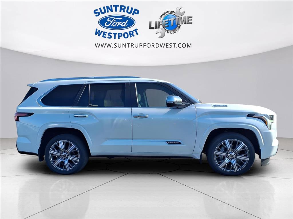Used 2024 Toyota Sequoia Capstone image 20