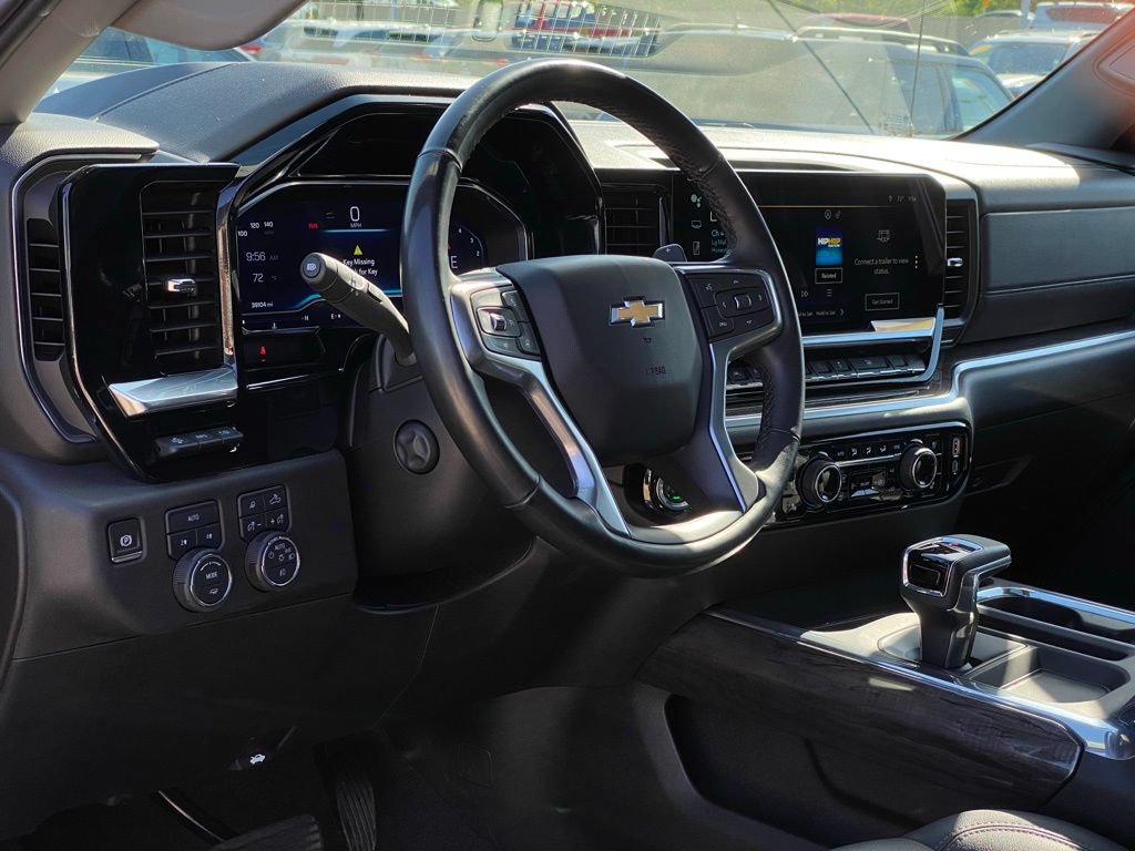 Used 2024 Chevrolet Silverado 1500 LTZ w/ LTZ Premium Package AWD/4WD image 10