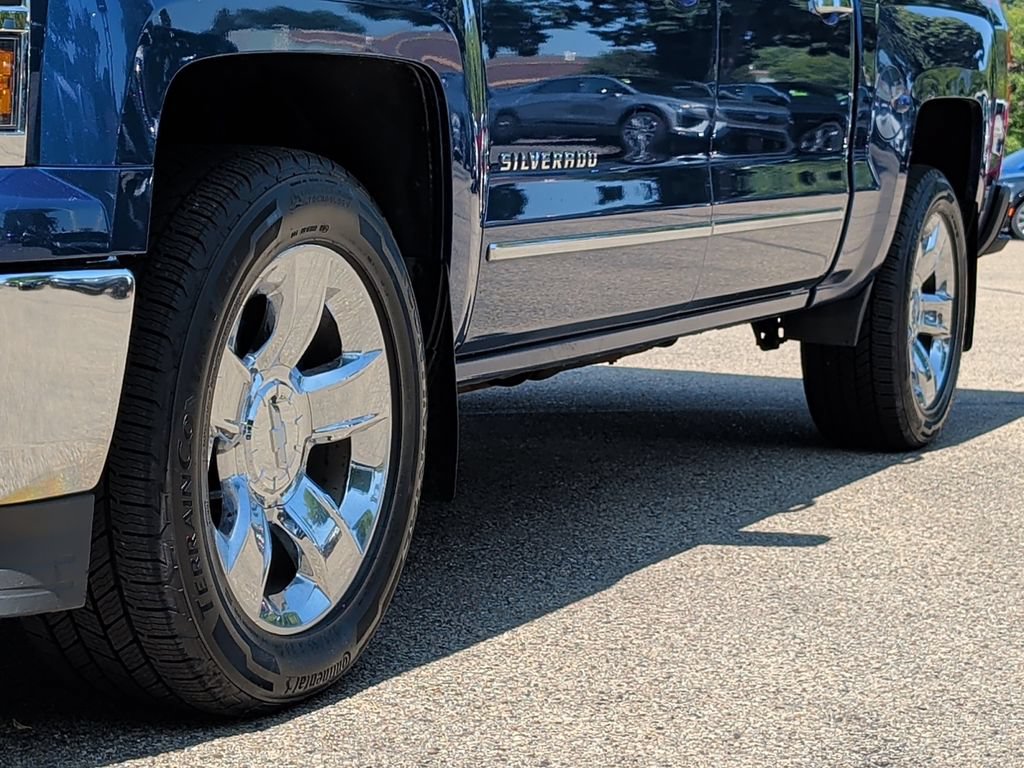 Used 2015 Chevrolet Silverado 1500 LTZ AWD/4WD image 44