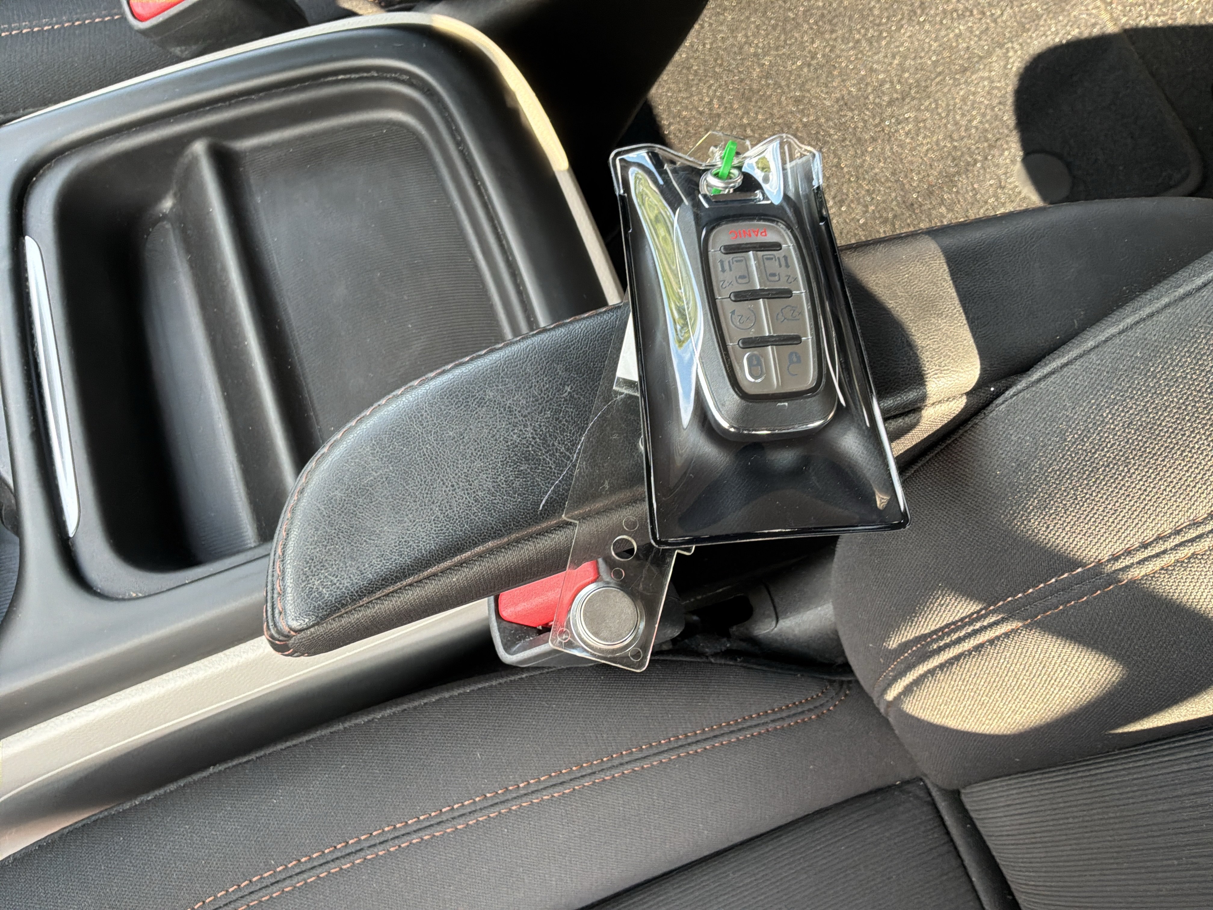 Used 2018 Chrysler Pacifica Touring Plus FWD image 36