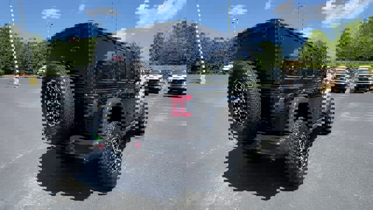 Used 2025 Jeep Wrangler Unlimited Rubicon image 8