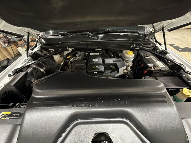 Used 2019 RAM 3500 Limited image 31