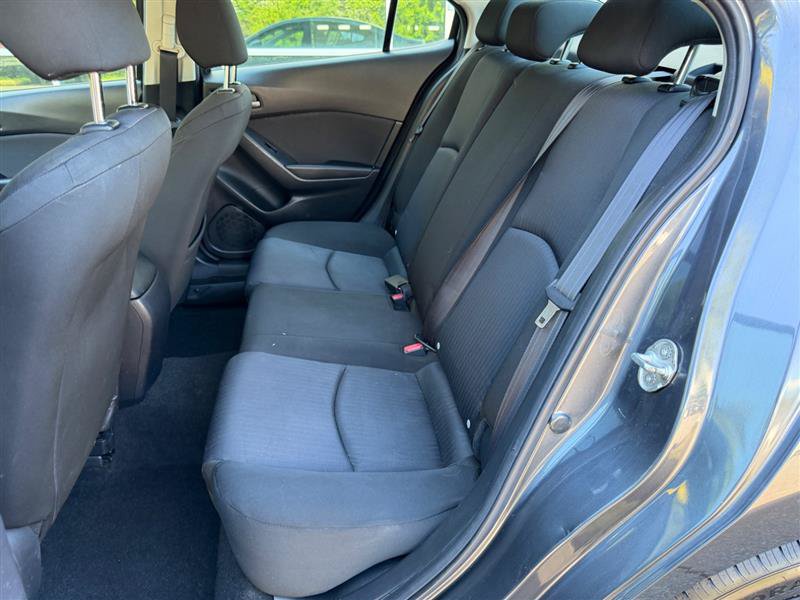 Used 2015 MAZDA MAZDA3 i Touring FWD image 40