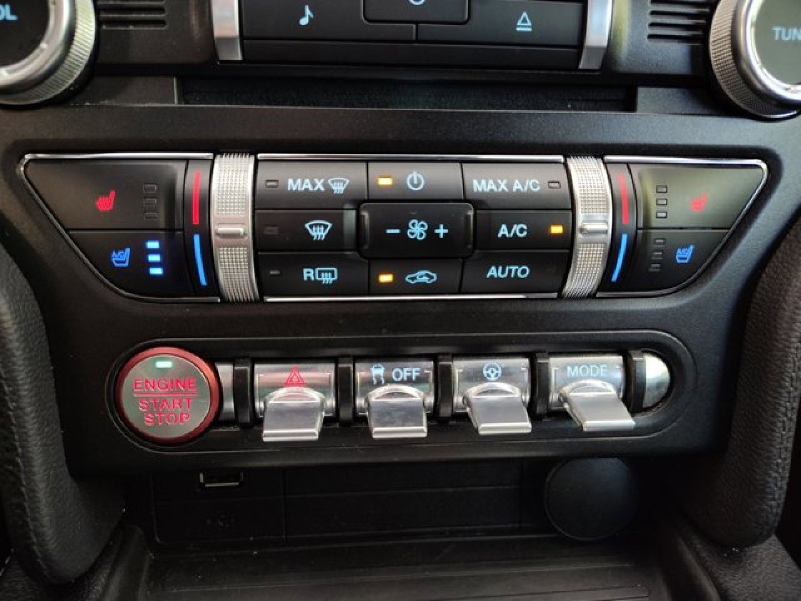 Used 2021 Ford Mustang Premium w/ Equipment Group 201A image 24