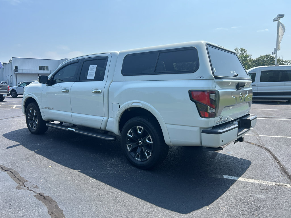 Used 2021 Nissan Titan Platinum Reserve w/ Moonroof Package AWD/4WD image 5