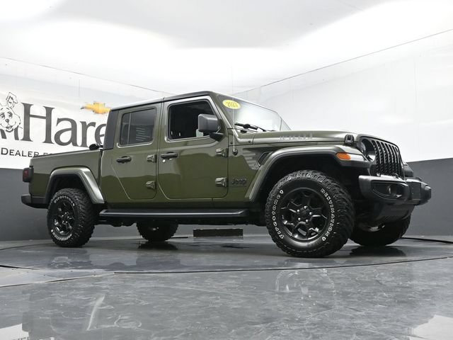 Used 2023 Jeep Gladiator Sport AWD/4WD image 2