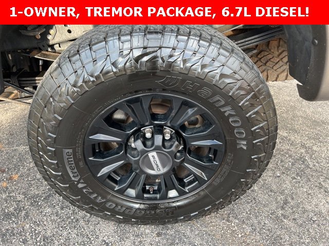 Used 2022 Ford F250 Lariat w/ Tremor Off-Road Package image 21