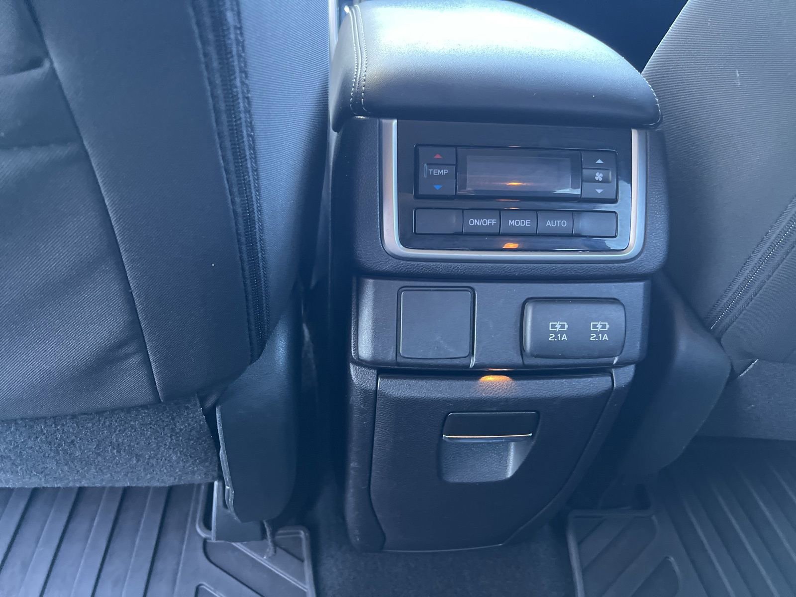 Used 2019 Subaru Ascent Premium AWD/4WD image 26