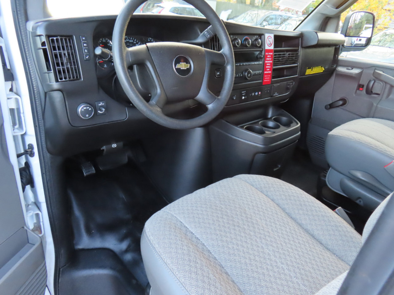 Used 2019 Chevrolet Express 2500 image 5
