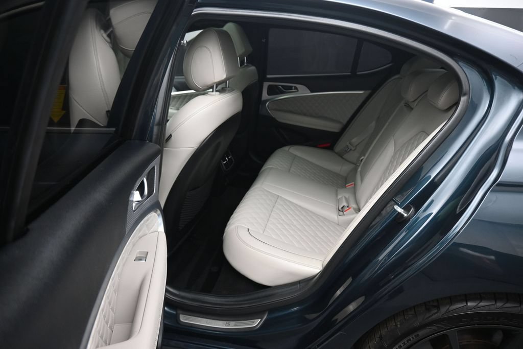 Used 2023 Genesis G70 3.3T w/ Sport Prestige Package RWD image 39
