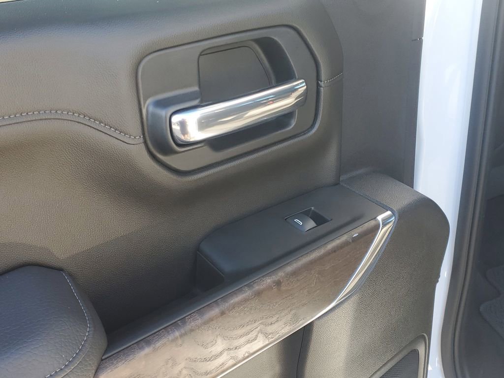 Used 2022 GMC Sierra 1500 Denali w/ Driver Alert Package II AWD/4WD image 14