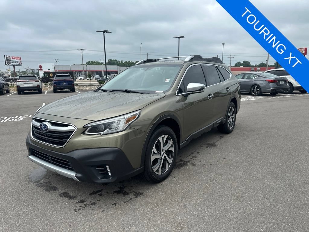 Used 2022 Subaru Outback Touring XT AWD/4WD image 3
