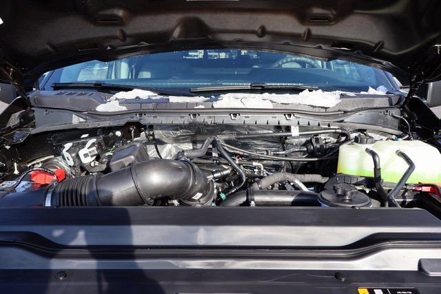 New 2026 Ford F250 XLT w/ FX4 Off-Road Package AWD/4WD image 35