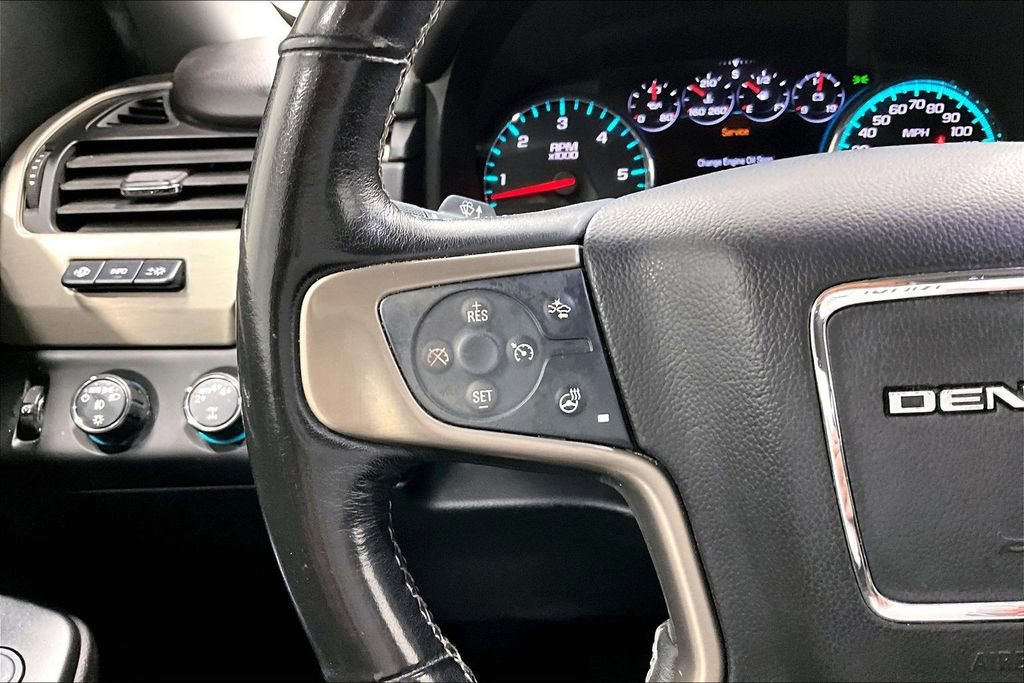 Used 2018 GMC Yukon Denali w/ Denali Ultimate Package AWD/4WD image 24