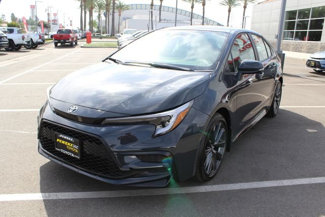 Certified 2026 Toyota Corolla SE FWD image 4