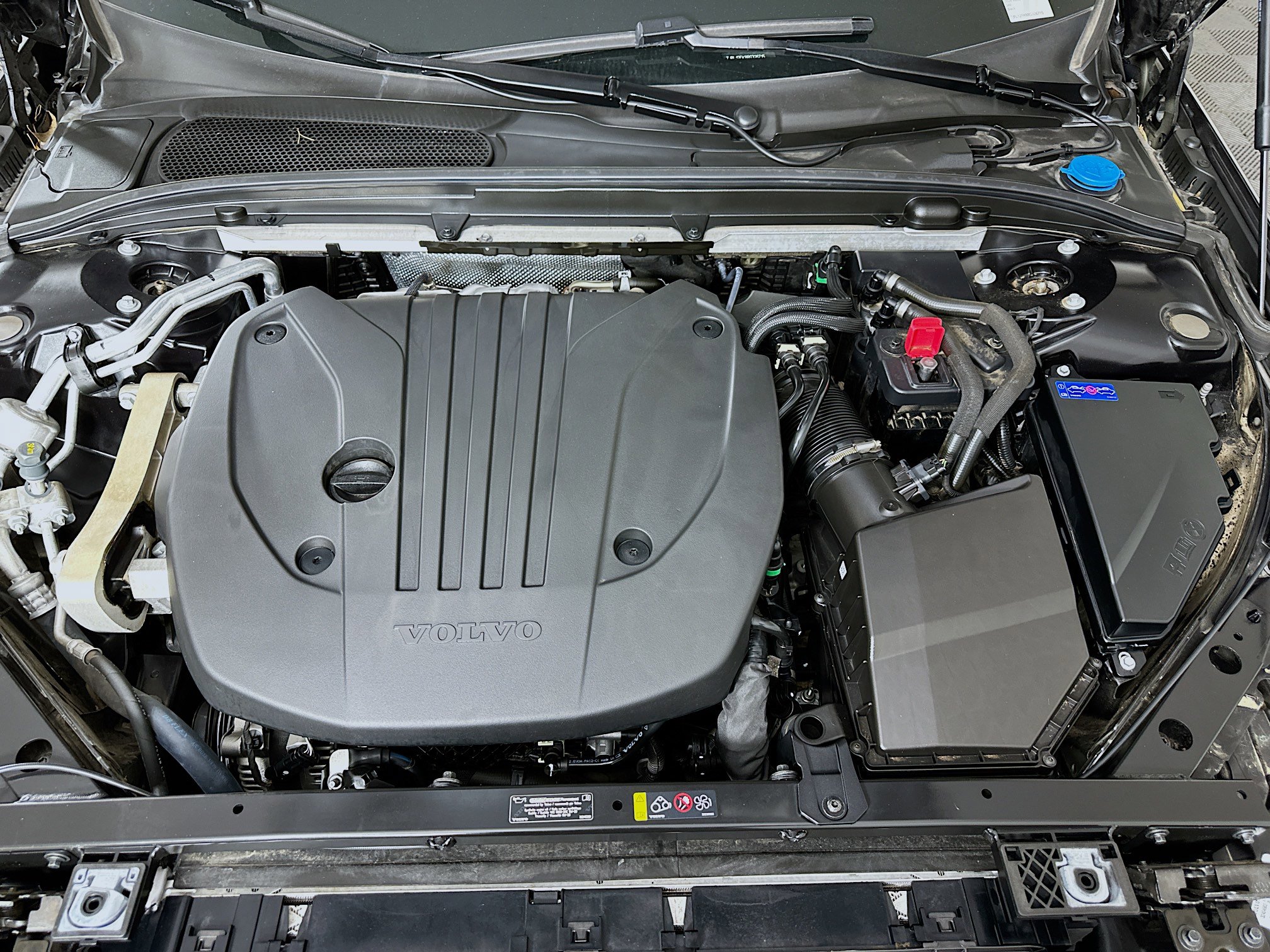 Used 2024 Volvo S60 B5 Core FWD image 32