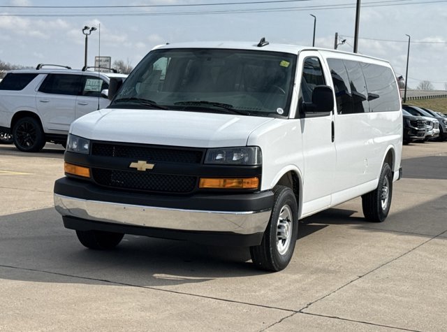 New 2025 Chevrolet Express 3500 LS image 10