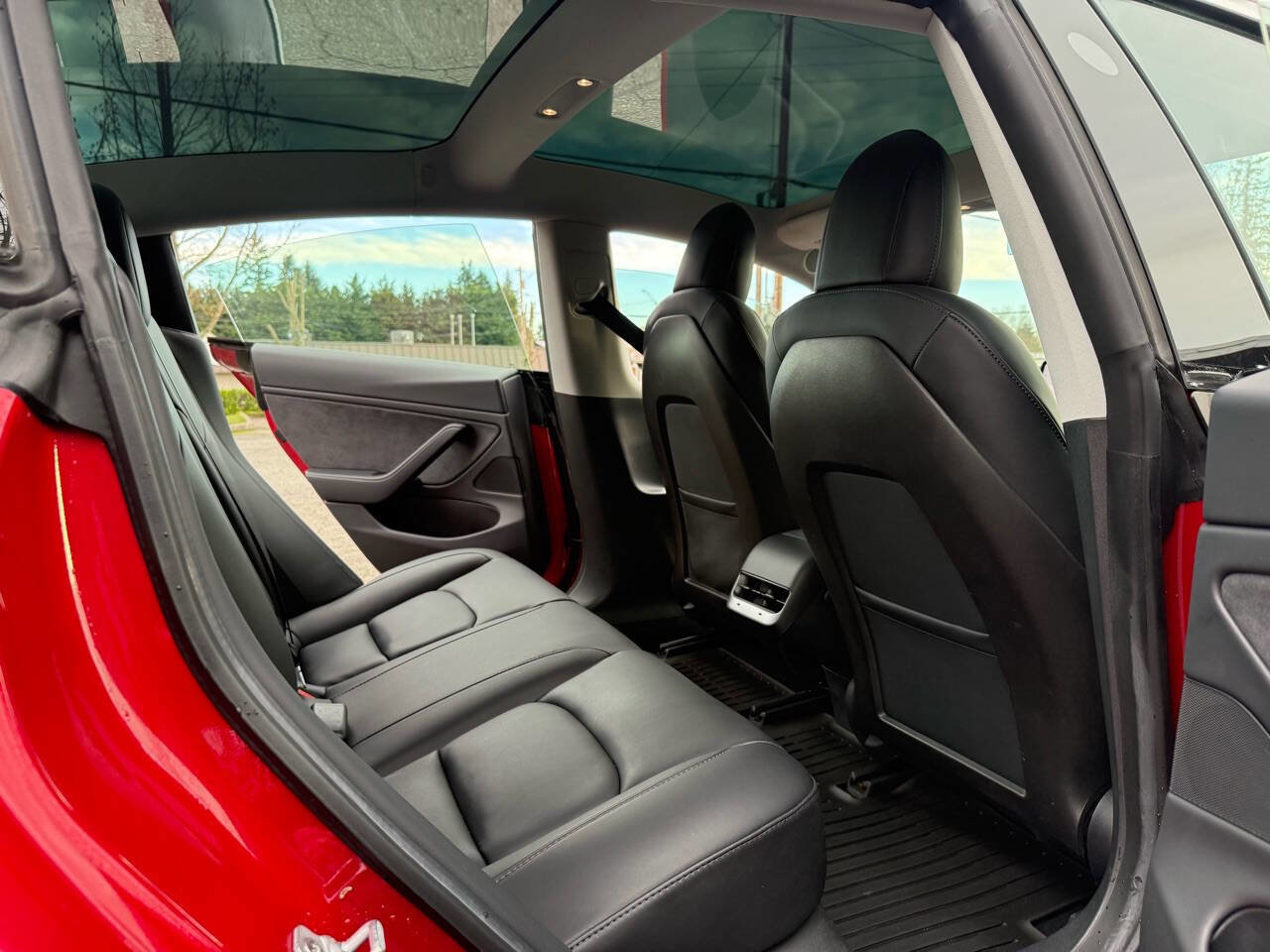 Used 2020 Tesla Model 3 Long Range image 15