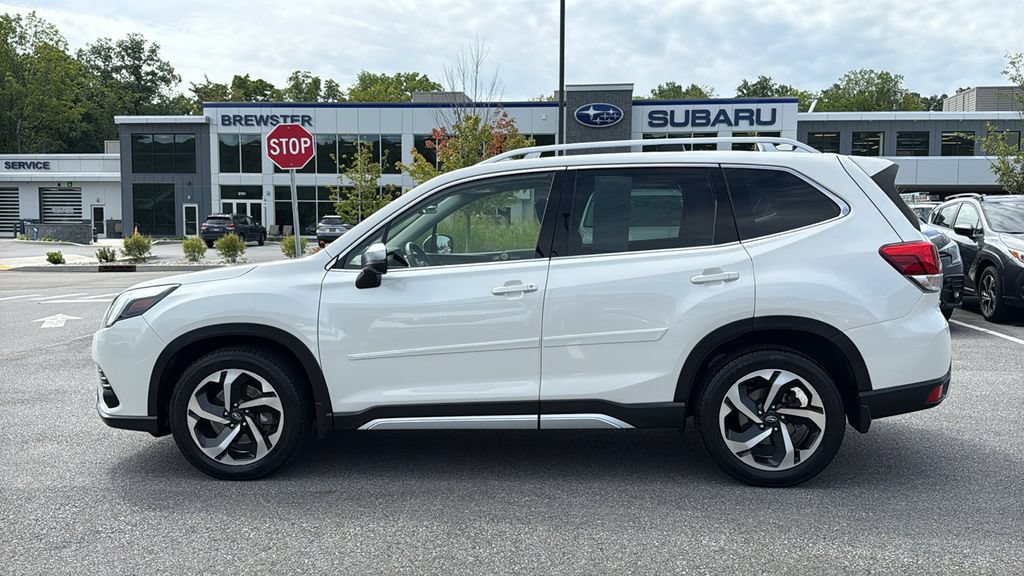 Certified 2023 Subaru Forester Touring AWD/4WD image 4