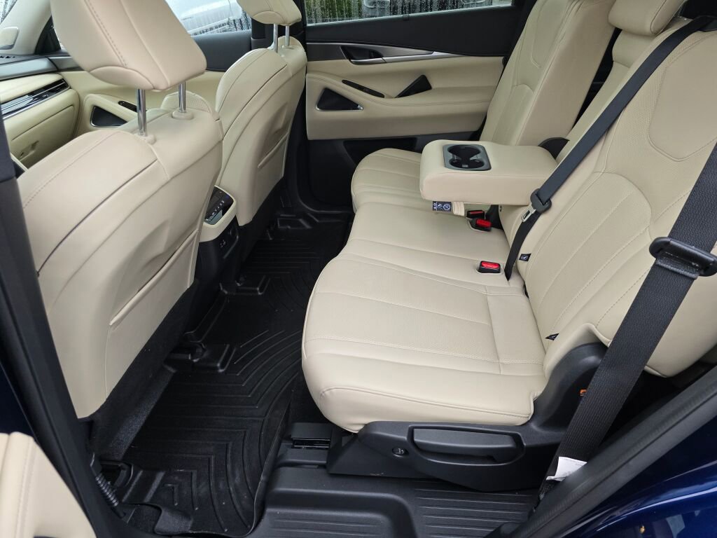 Certified 2022 INFINITI QX60 Luxe w/ Vision Package image 15