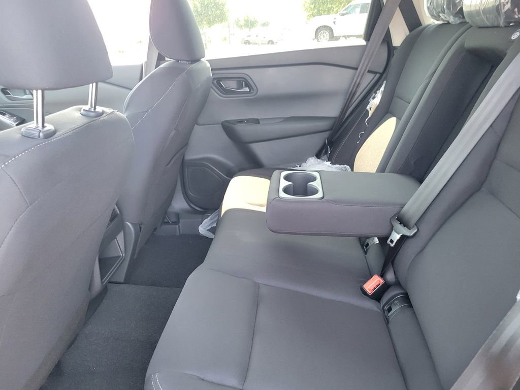 New 2026 Nissan Rogue S image 31