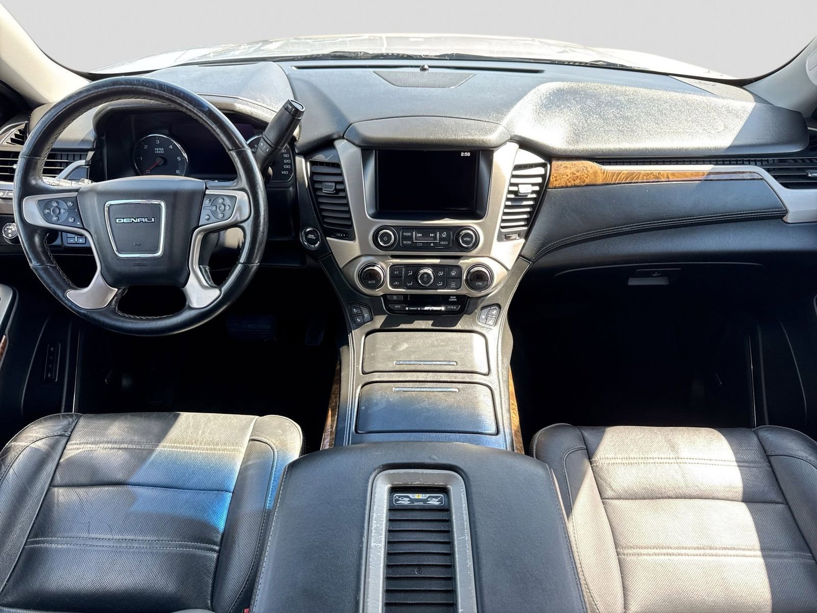 Used 2016 GMC Yukon Denali w/ Open Road Package AWD/4WD image 18