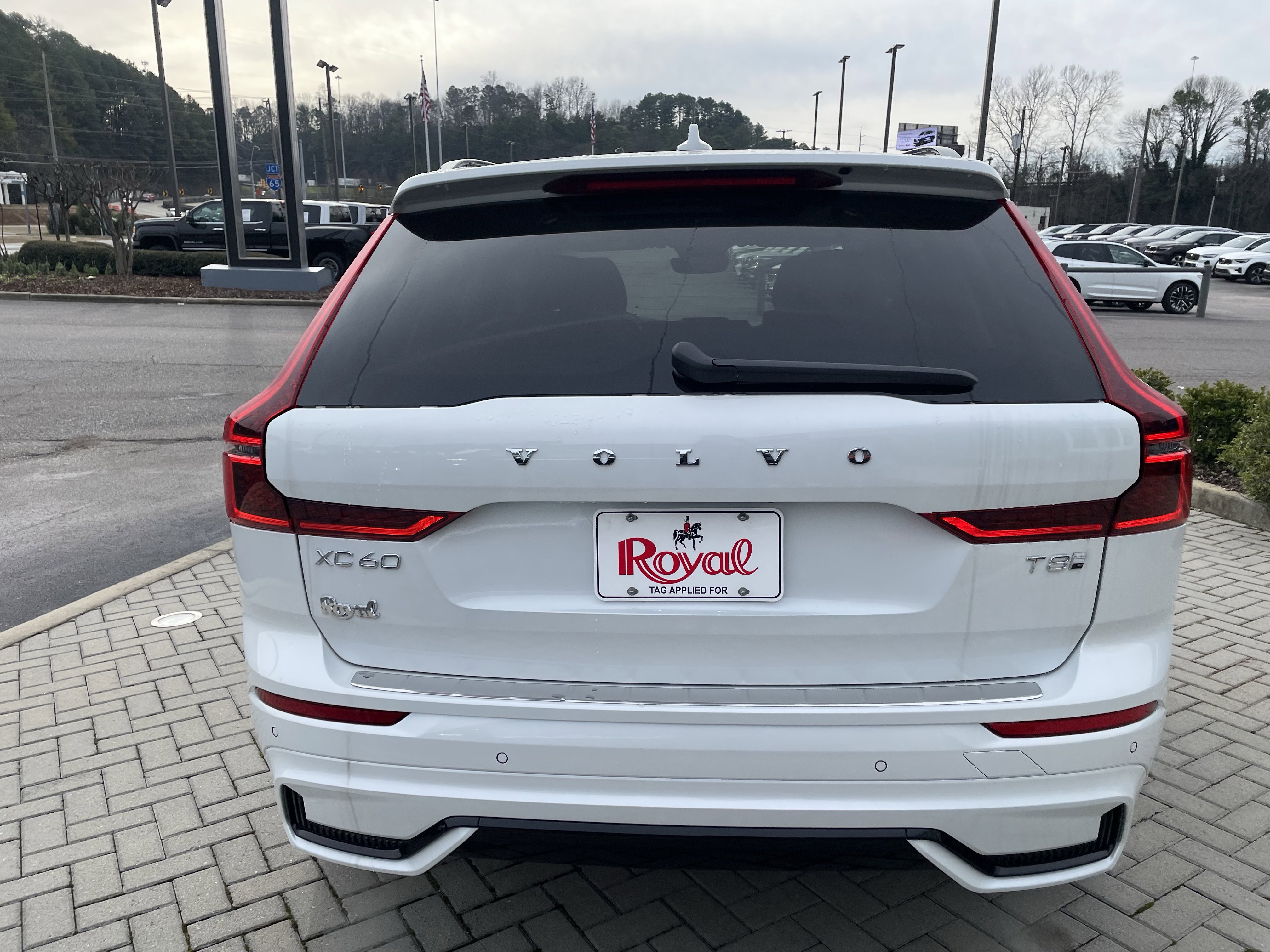 New 2026 Volvo XC60 T8 Ultra w/ Protection Package Premier image 5