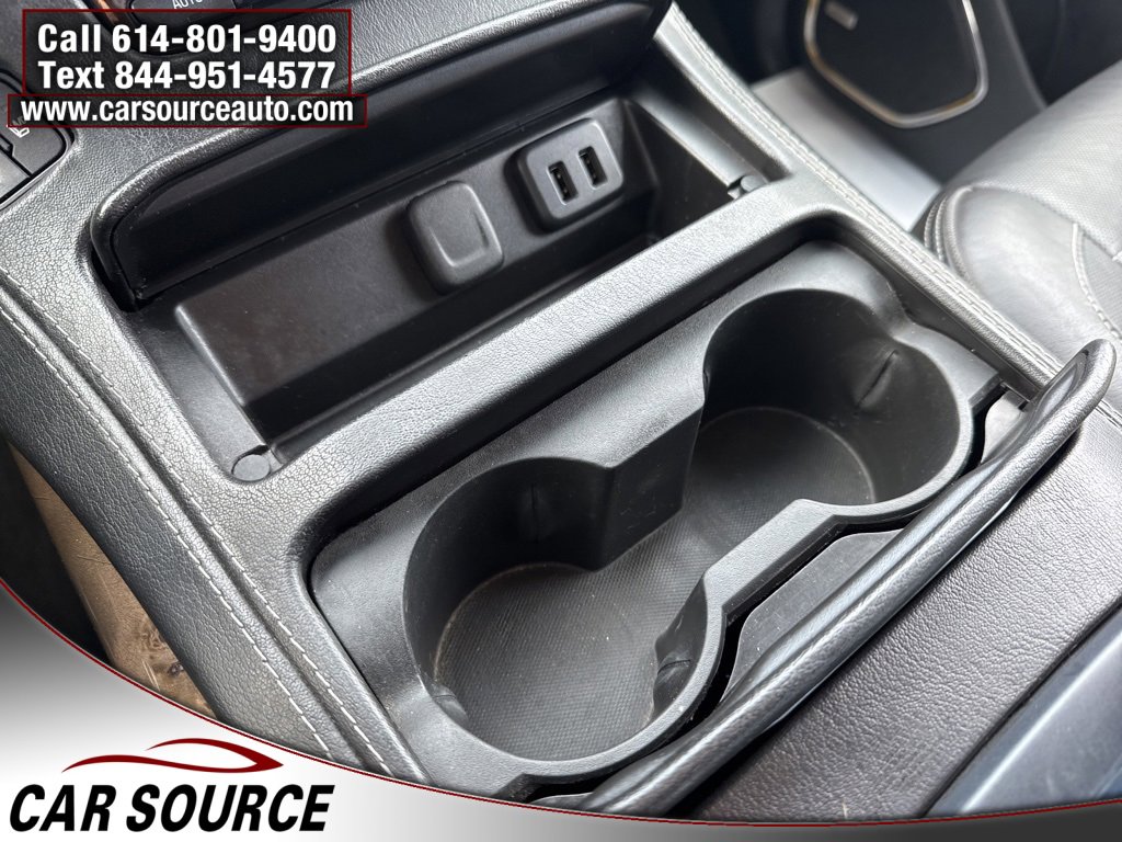 Used 2016 GMC Yukon Denali w/ Open Road Package image 37