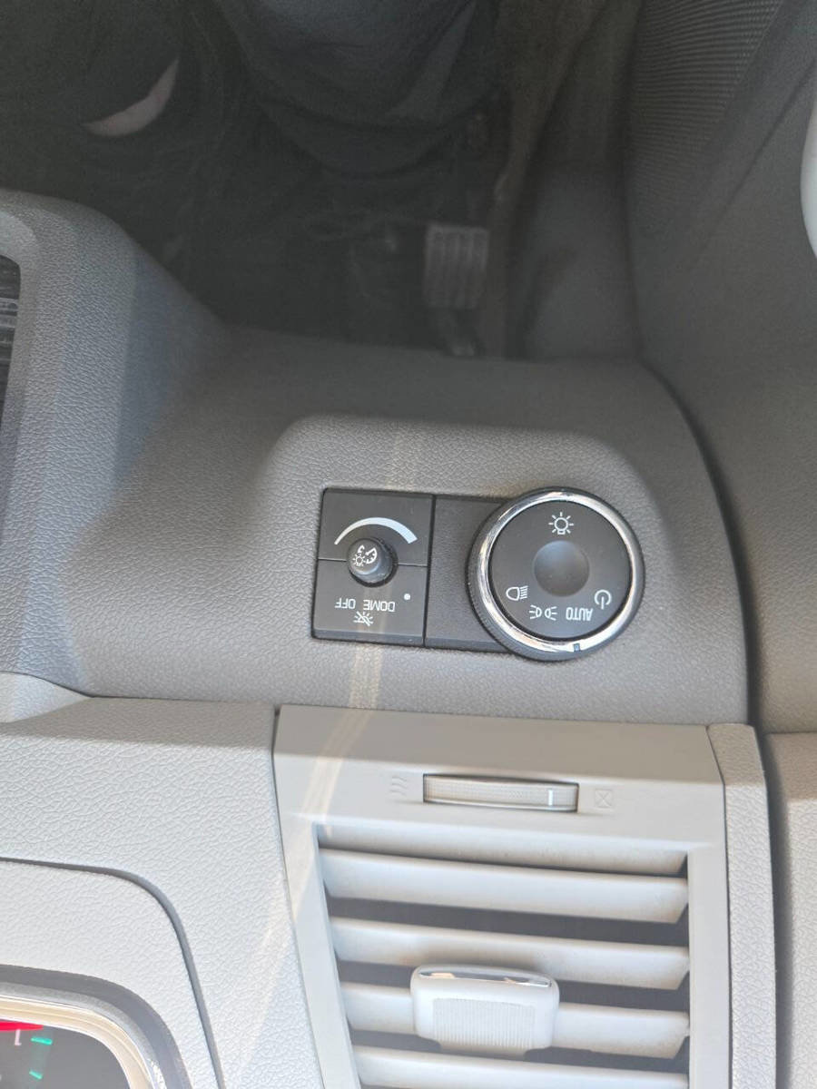 Used 2012 Chevrolet Traverse LS FWD image 52