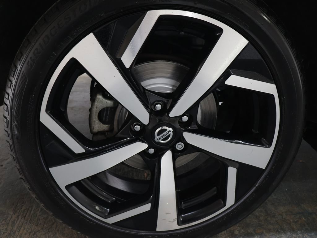 Used 2022 Nissan Rogue Sport SL w/ Premium Package image 31